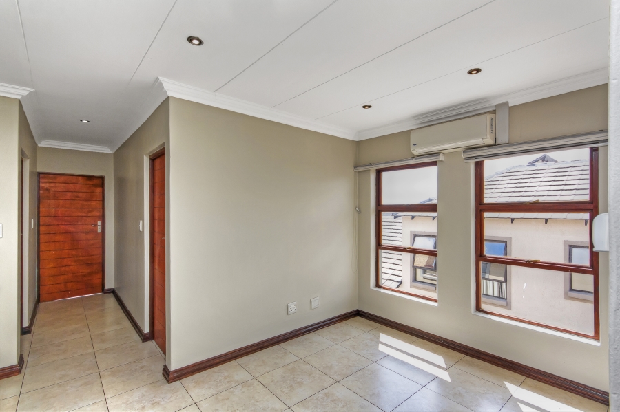 5 Bedroom Property for Sale in Valley View Estate Gauteng