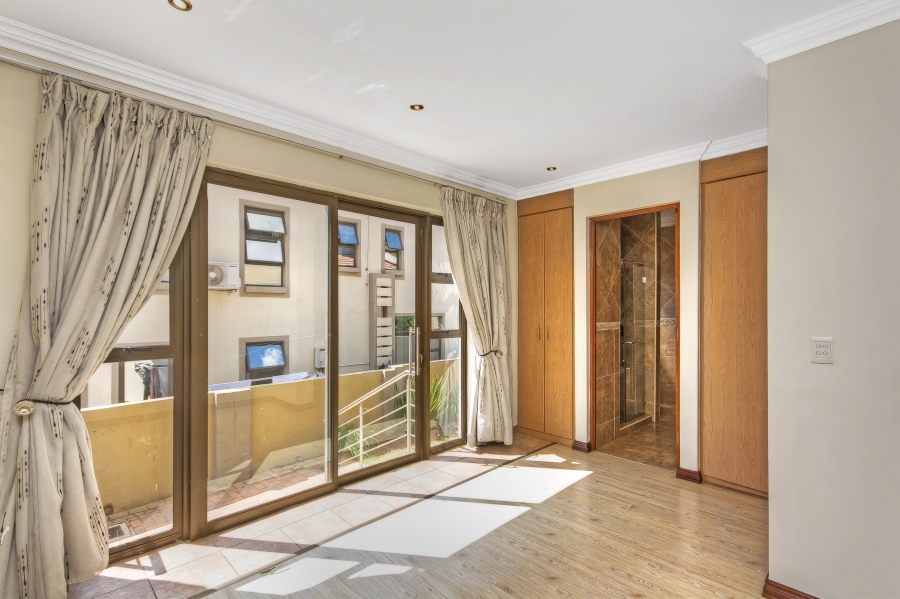 5 Bedroom Property for Sale in Valley View Estate Gauteng