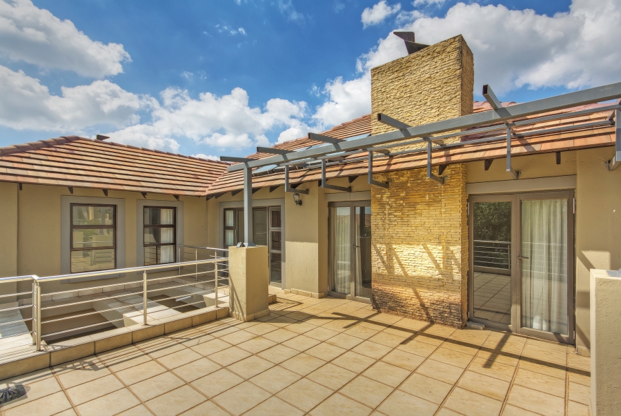 5 Bedroom Property for Sale in Valley View Estate Gauteng