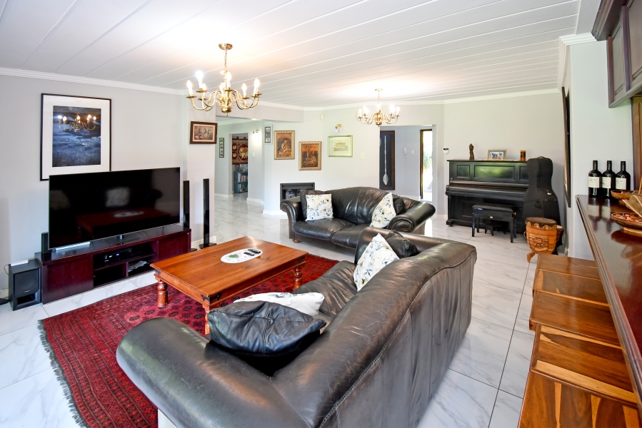 5 Bedroom Property for Sale in Beaulieu Gauteng