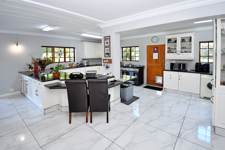 5 Bedroom Property for Sale in Beaulieu Gauteng