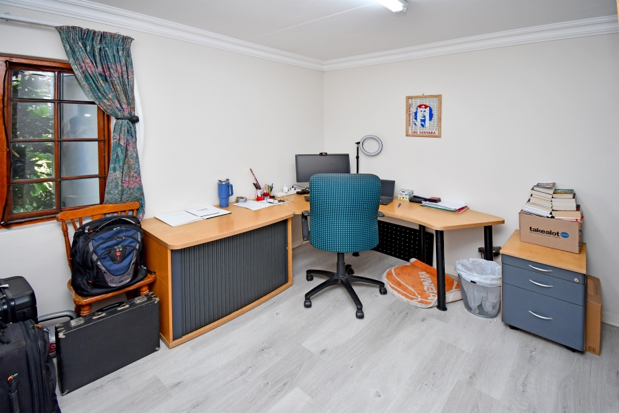 5 Bedroom Property for Sale in Beaulieu Gauteng