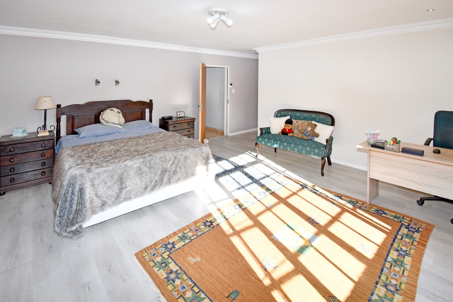 5 Bedroom Property for Sale in Beaulieu Gauteng