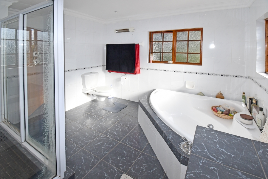 5 Bedroom Property for Sale in Beaulieu Gauteng