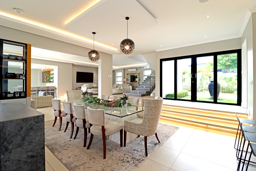 5 Bedroom Property for Sale in Waterfall Country Estate Gauteng