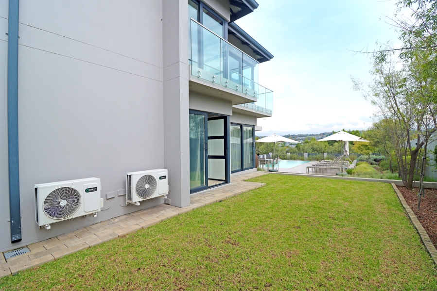 5 Bedroom Property for Sale in Waterfall Country Estate Gauteng