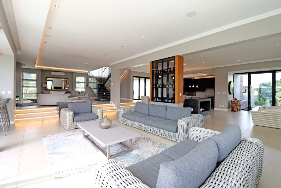 5 Bedroom Property for Sale in Waterfall Country Estate Gauteng