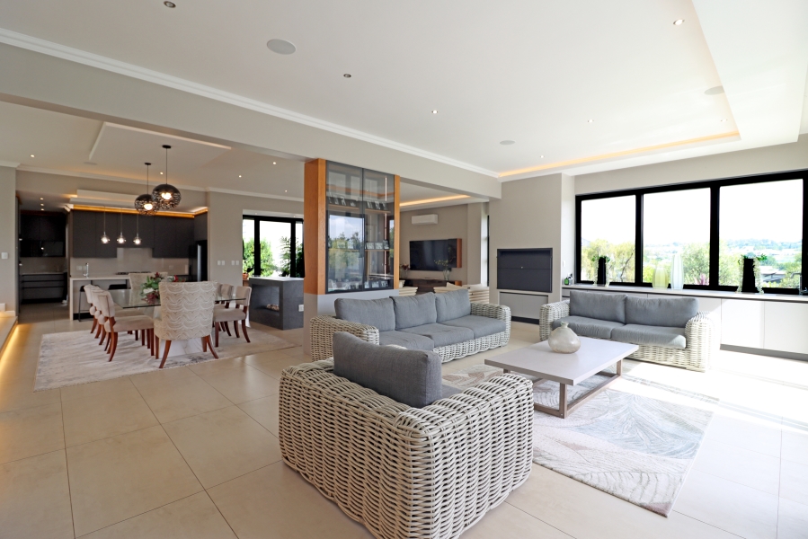 5 Bedroom Property for Sale in Waterfall Country Estate Gauteng