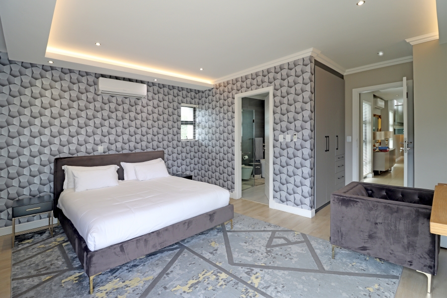 5 Bedroom Property for Sale in Waterfall Country Estate Gauteng