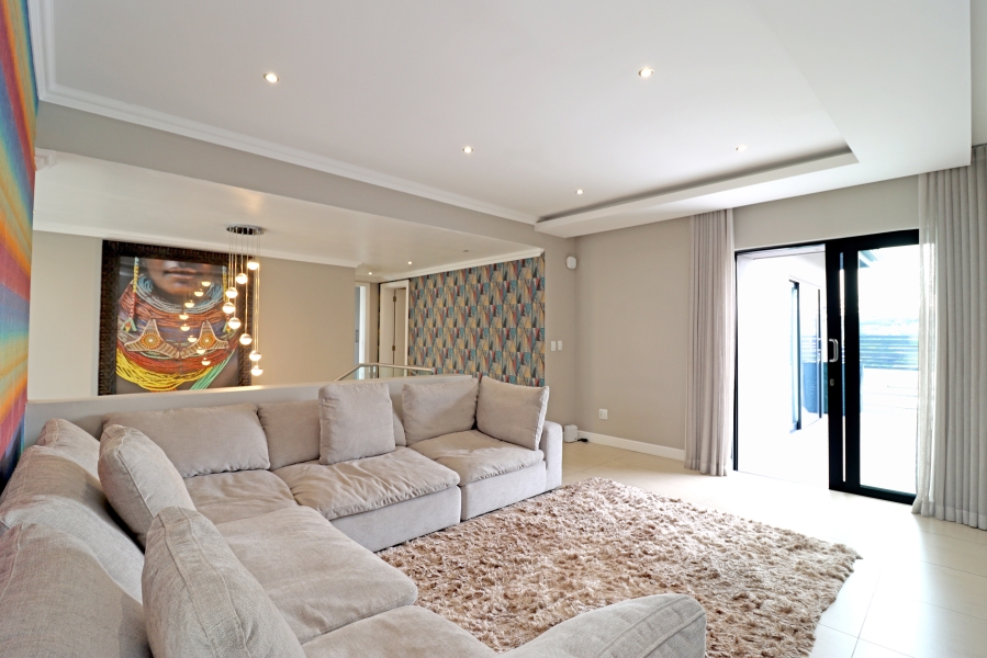 5 Bedroom Property for Sale in Waterfall Country Estate Gauteng