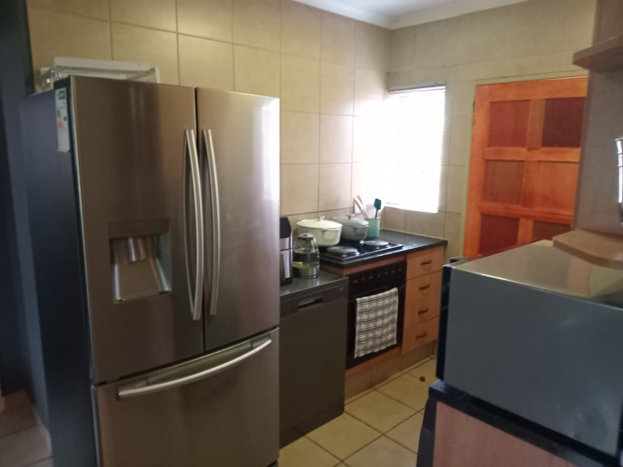 3 Bedroom Property for Sale in Thatch Hill Estate Gauteng