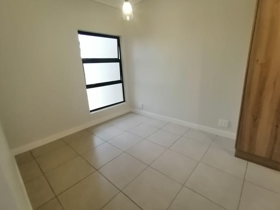 To Let 2 Bedroom Property for Rent in Mulbarton Gauteng