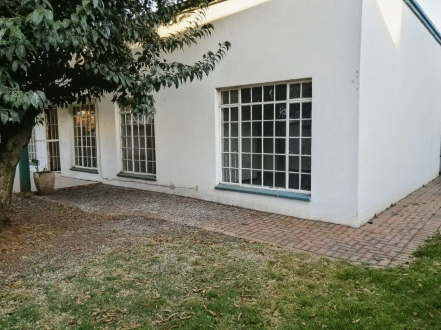 3 Bedroom Property for Sale in Hectorton Gauteng
