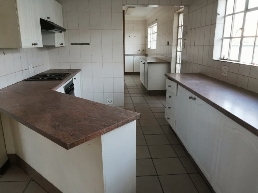3 Bedroom Property for Sale in Hectorton Gauteng