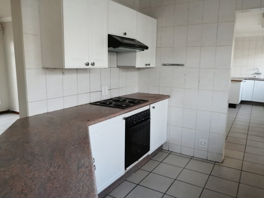 3 Bedroom Property for Sale in Hectorton Gauteng