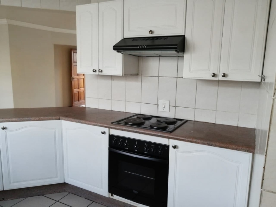 3 Bedroom Property for Sale in Hectorton Gauteng