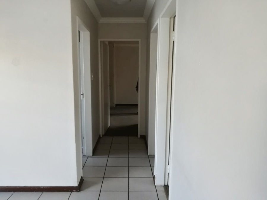 3 Bedroom Property for Sale in Hectorton Gauteng