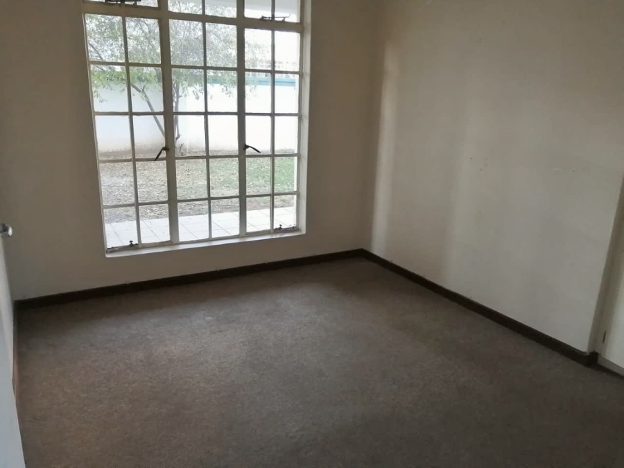 3 Bedroom Property for Sale in Hectorton Gauteng