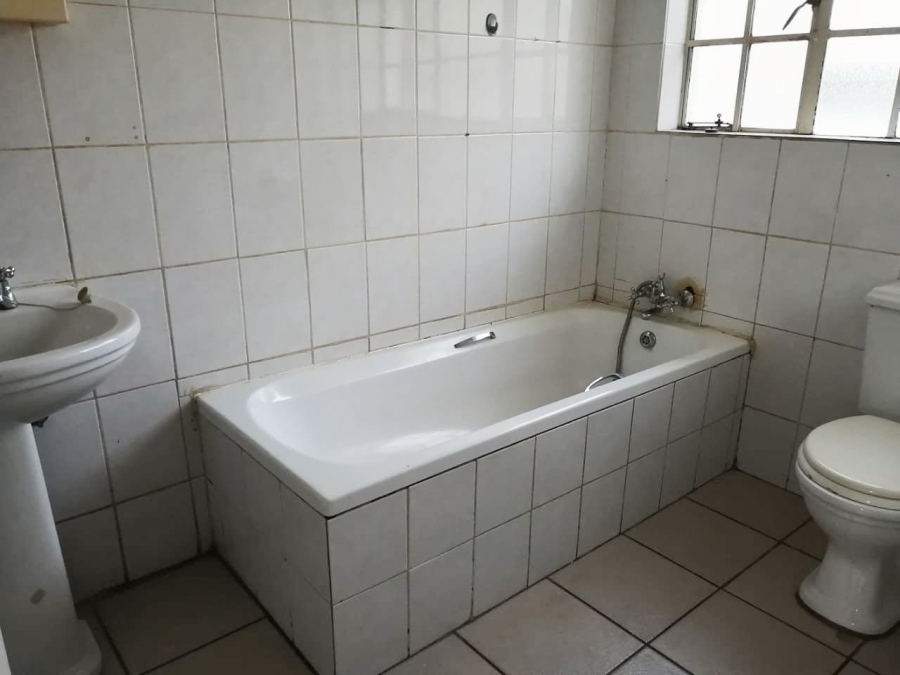 3 Bedroom Property for Sale in Hectorton Gauteng