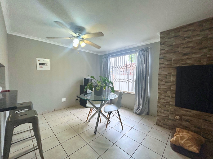 2 Bedroom Property for Sale in Hennopspark Gauteng