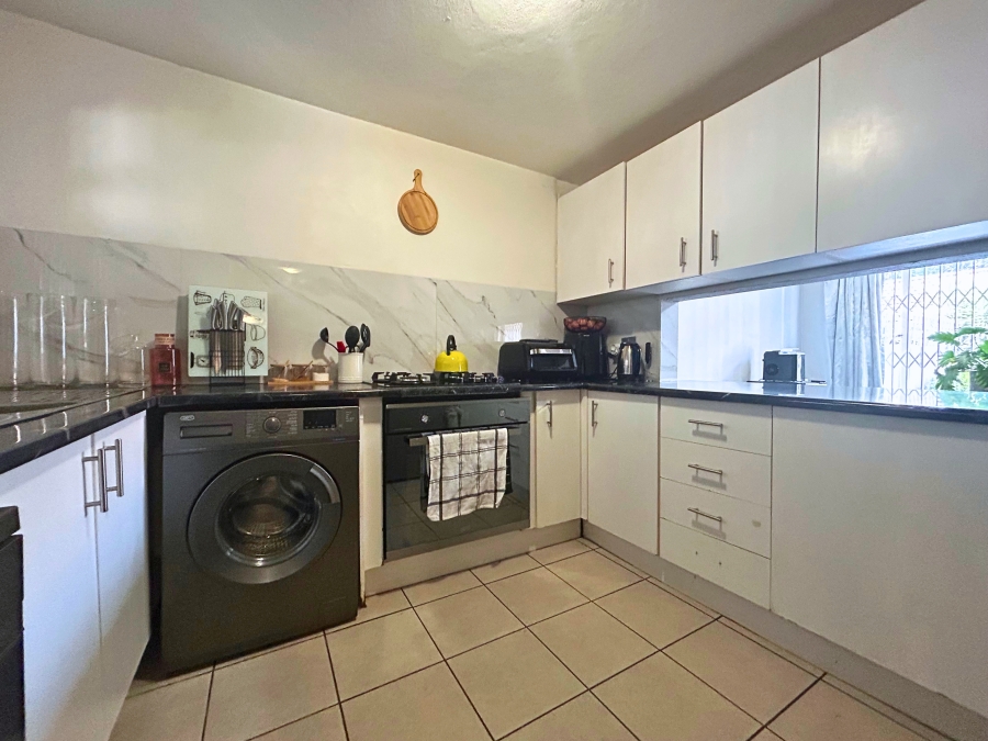 2 Bedroom Property for Sale in Hennopspark Gauteng