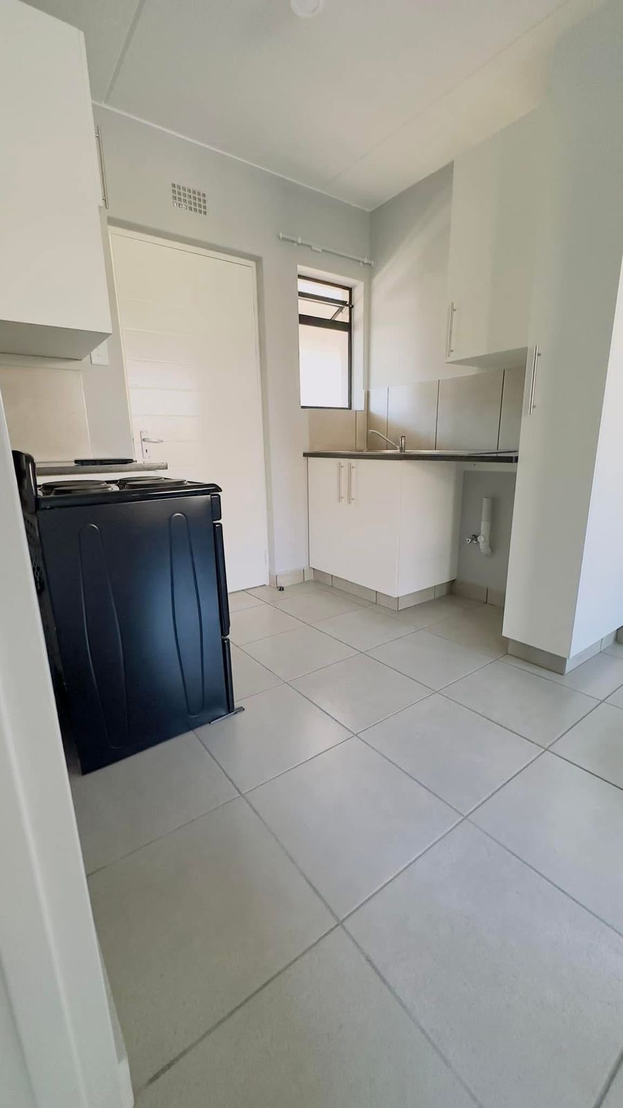 2 Bedroom Property for Sale in Diepsloot Gauteng