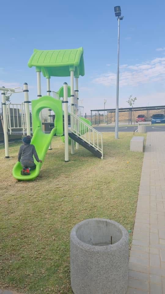 2 Bedroom Property for Sale in Diepsloot Gauteng