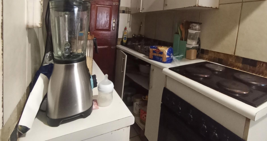 2 Bedroom Property for Sale in Olievenhoutbosch Gauteng