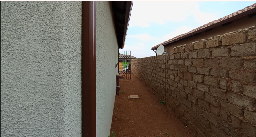 3 Bedroom Property for Sale in Soshanguve East Gauteng