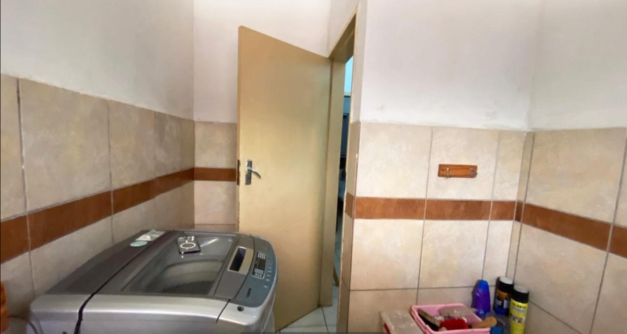 2 Bedroom Property for Sale in Allen Grove Gauteng