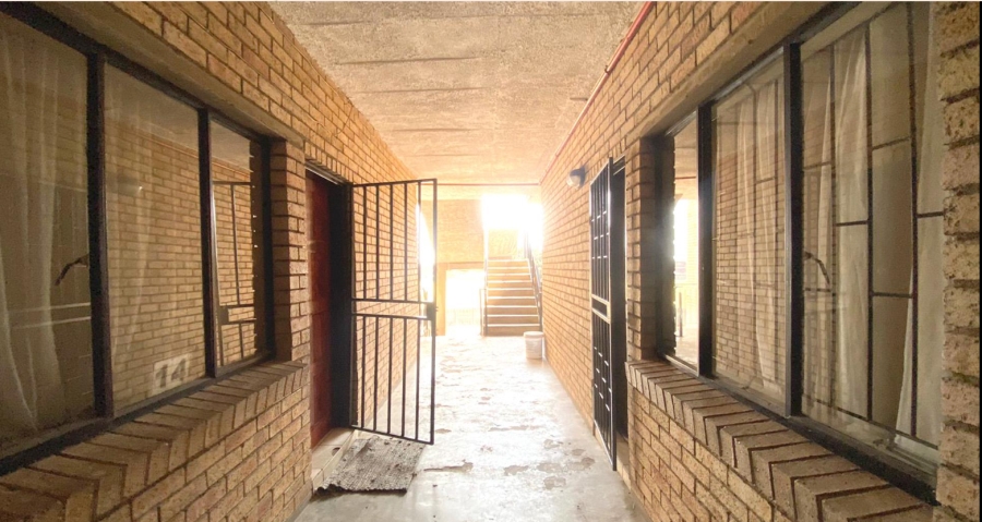 2 Bedroom Property for Sale in Allen Grove Gauteng