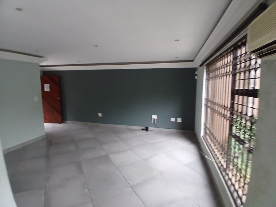 3 Bedroom Property for Sale in Roodekrans Gauteng