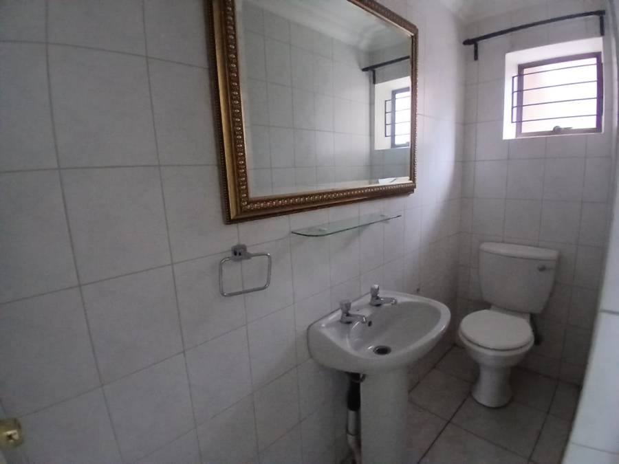 3 Bedroom Property for Sale in Roodekrans Gauteng