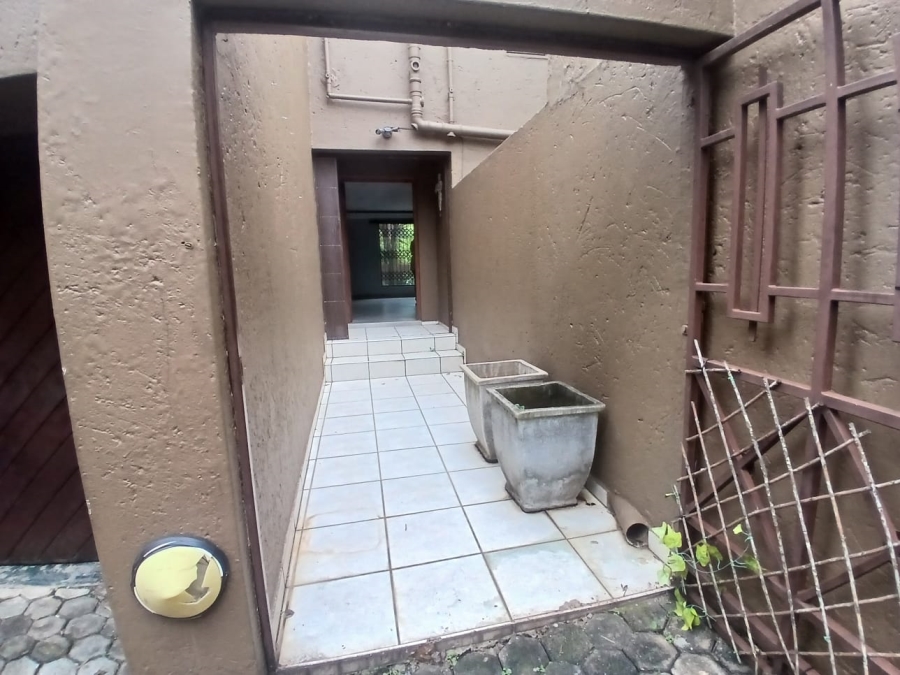 3 Bedroom Property for Sale in Roodekrans Gauteng