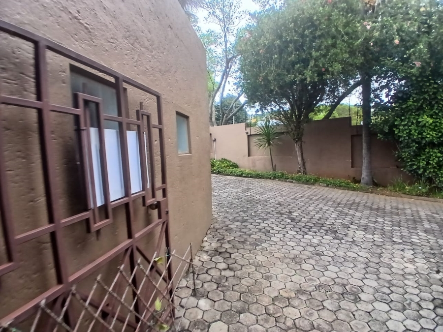 3 Bedroom Property for Sale in Roodekrans Gauteng