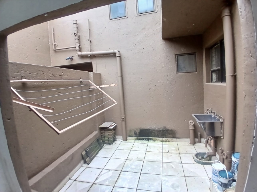 3 Bedroom Property for Sale in Roodekrans Gauteng