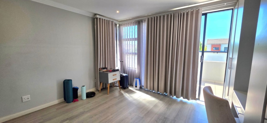 5 Bedroom Property for Sale in Midstream Meadows Gauteng