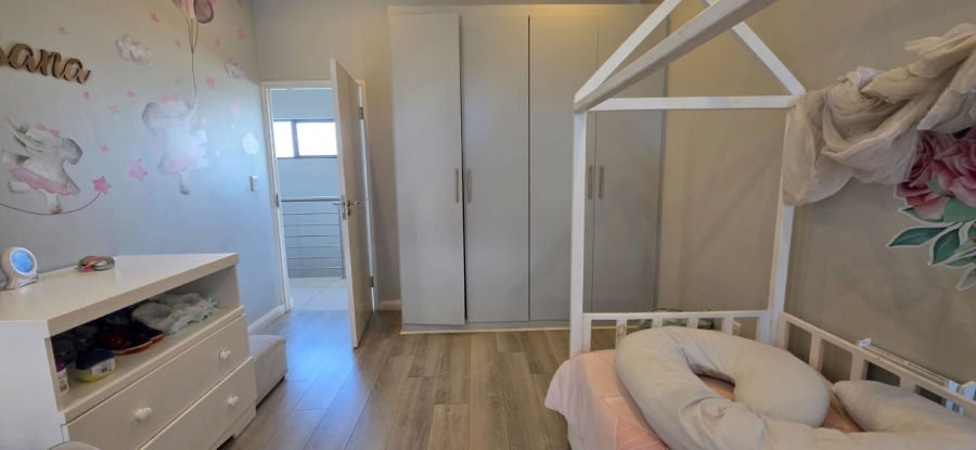 5 Bedroom Property for Sale in Midstream Meadows Gauteng