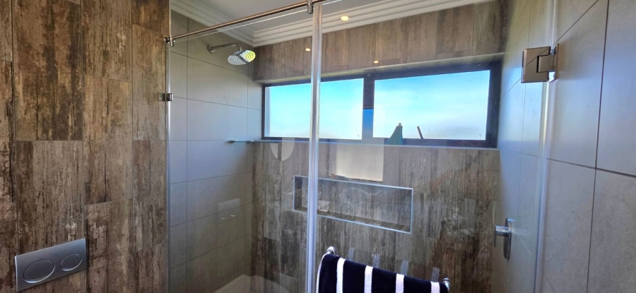 5 Bedroom Property for Sale in Midstream Meadows Gauteng