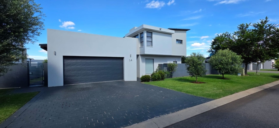 5 Bedroom Property for Sale in Midstream Meadows Gauteng