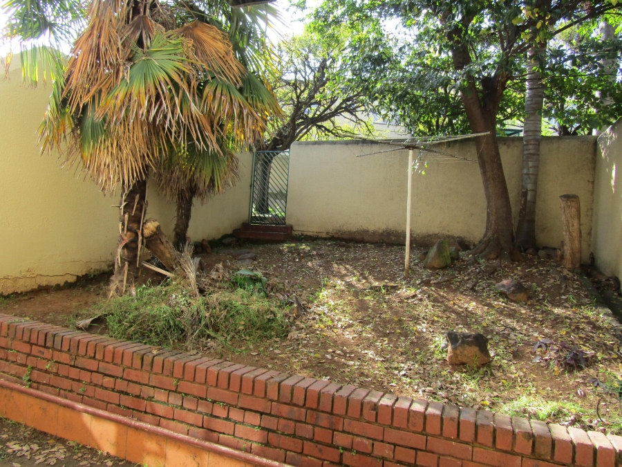 To Let 3 Bedroom Property for Rent in Mondeor Gauteng