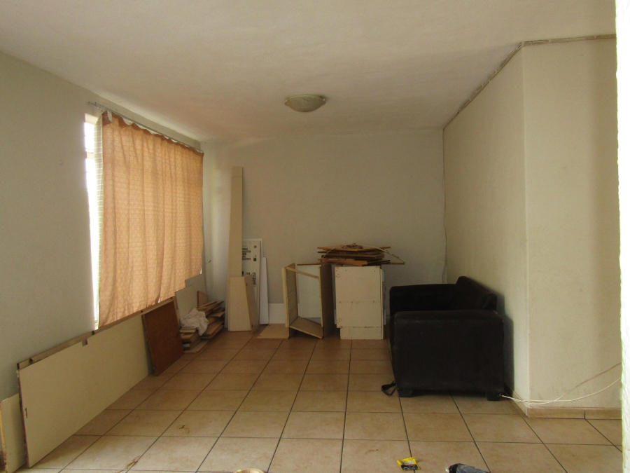 To Let 3 Bedroom Property for Rent in Mondeor Gauteng