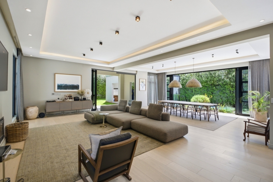 5 Bedroom Property for Sale in Bryanston East Gauteng