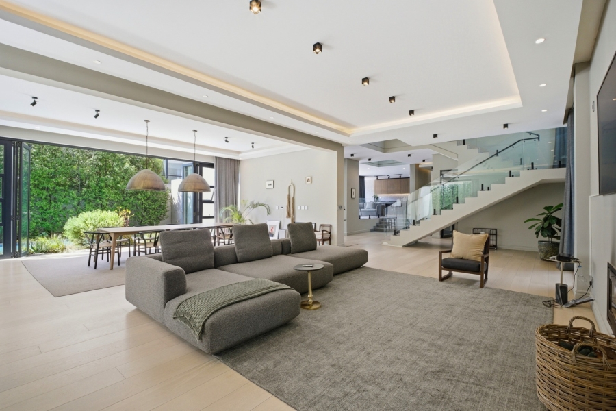 5 Bedroom Property for Sale in Bryanston East Gauteng