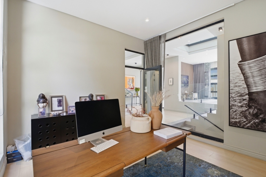5 Bedroom Property for Sale in Bryanston East Gauteng