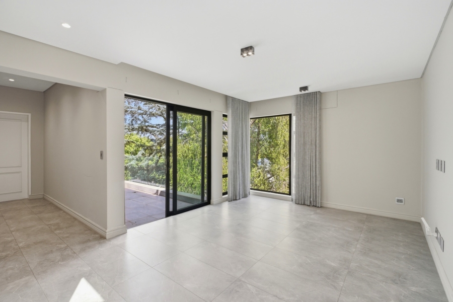 5 Bedroom Property for Sale in Bryanston East Gauteng