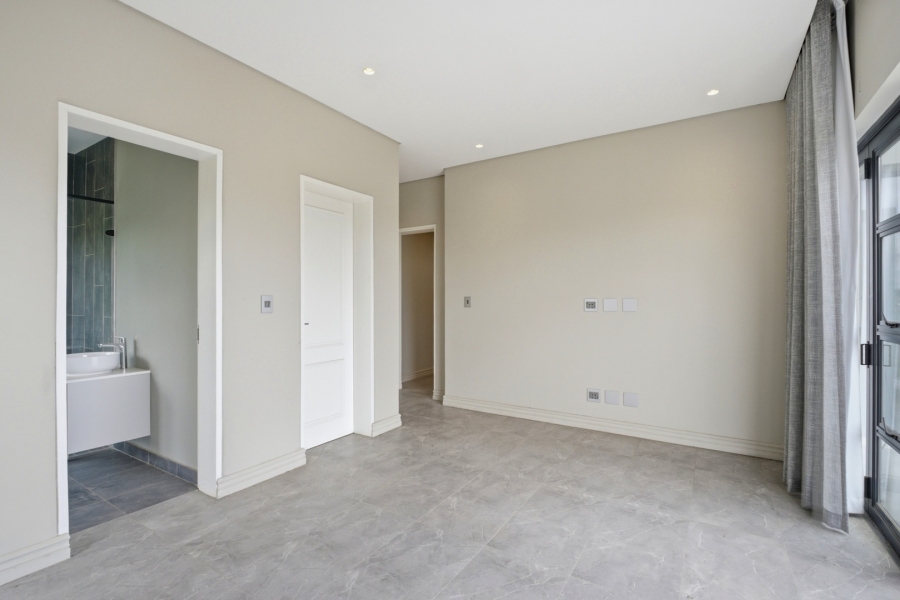 5 Bedroom Property for Sale in Bryanston East Gauteng