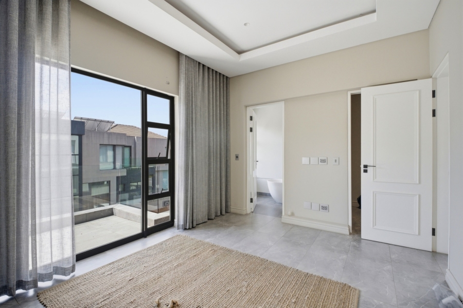 5 Bedroom Property for Sale in Bryanston East Gauteng