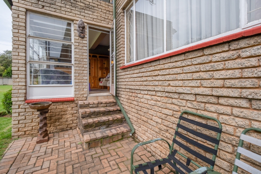 2 Bedroom Property for Sale in Lewisham Gauteng