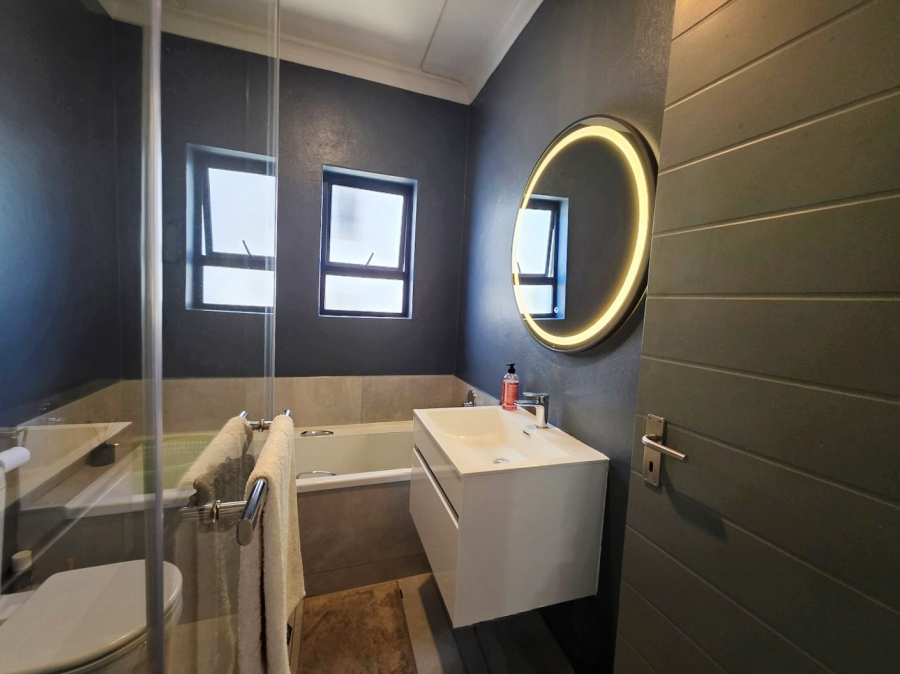 2 Bedroom Property for Sale in Ferndale Gauteng